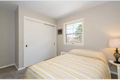 745 N Green Bay Rd, Grafton, WI 53024 - Photo 21