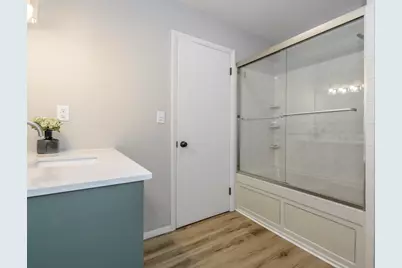 745 N Green Bay Rd, Grafton, WI 53024 - Photo 19