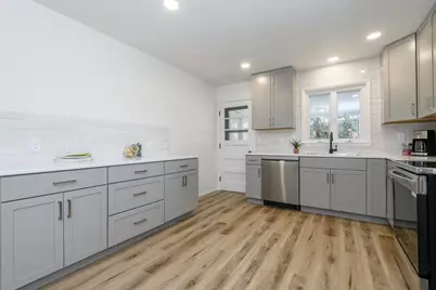 745 N Green Bay Rd, Grafton, WI 53024 - Photo 9