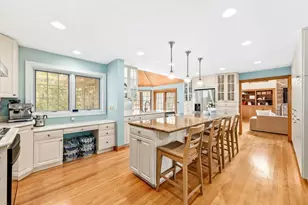 150 Bunker Hill Dr, Brookfield, WI 53005 - Photo 7