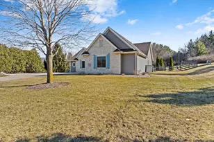 W296S2982 Molly Ln, Genesee, WI 53188 - Photo 47