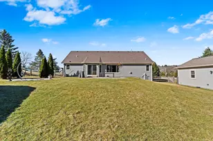 W296S2982 Molly Ln, Genesee, WI 53188 - Photo 39