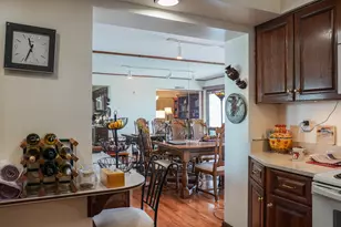 2525 S Shore Dr, Milwaukee, WI 53207 - Photo 13