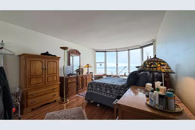 2525 S Shore Dr #22F, Milwaukee, WI 53207 - Photo 17