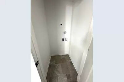 1061  Fairway Ct, Sheboygan Falls, WI 53085 - Photo 13