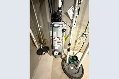 1061  Fairway Ct, Sheboygan Falls, WI 53085 - Photo 17