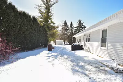 N101W15725  Council Bluffs Dr, Germantown, WI 53022 - Photo 29