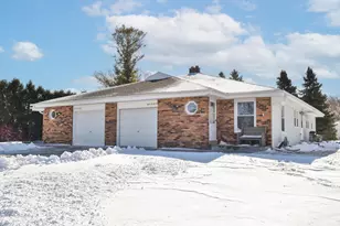 N101W15725 Council Bluffs Dr, Germantown, WI 53022 - Photo 27