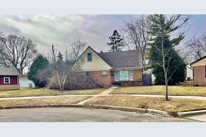7225 W Vienna Ct, Milwaukee, WI 53216 - Photo 1