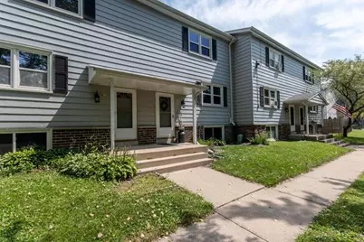 228  Wolf Dr #3, Dousman, WI 53118 - Photo 1