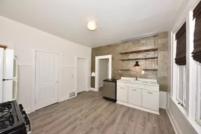 2545 N Pierce St, Milwaukee, WI 53212 - Photo 11