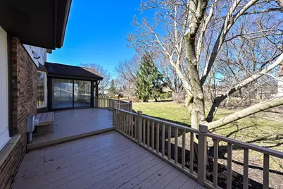 20300  Yorktown Ct, Brookfield, WI 53045 - Photo 15
