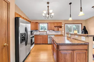 950 101st St, Pleasant Prairie, WI 53158 - Photo 5