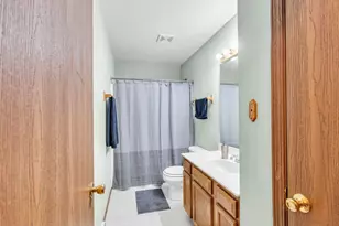 950 101st St, Pleasant Prairie, WI 53158 - Photo 9