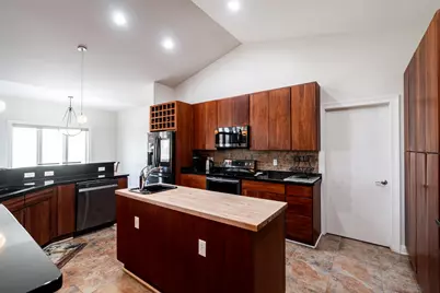 2308  Coldwater Creek Dr, Waukesha, WI 53188 - Photo 5