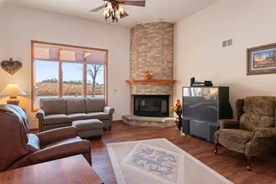 N184  Shale Ave, Auburn, WI 53010 - Photo 7