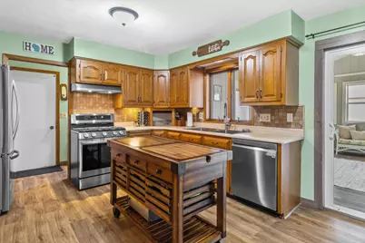 817 W Milwaukee St, Jefferson, WI 53549 - Photo 3