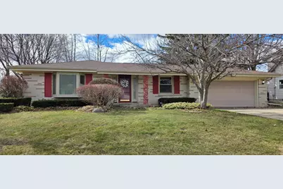 7965 S Wynbrook Ct, Oak Creek, WI 53154 - Photo 37