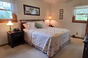 7965 S Wynbrook Ct, Oak Creek, WI 53154 - Photo 19