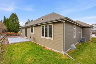 N27W27075 Woodland Dr, Pewaukee, WI 53072 - Photo 25