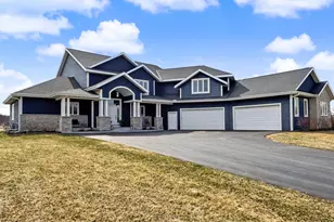 S101W33315 Genevieve Dr, Mukwonago, WI 53149 - Photo 9