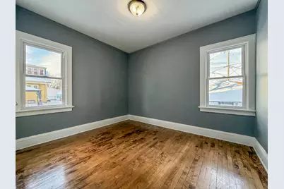 6220 W Girard Ave, Milwaukee, WI 53210 - Photo 9