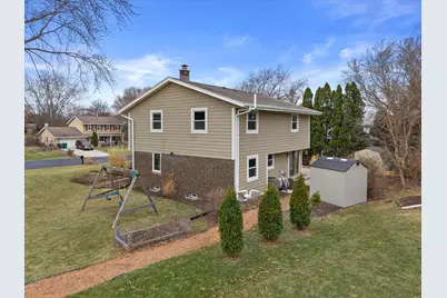 W181N8284  Destiny Dr, Menomonee Falls, WI 53051 - Photo 3