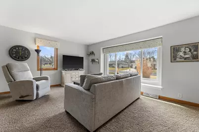 W181N8284  Destiny Dr, Menomonee Falls, WI 53051 - Photo 5