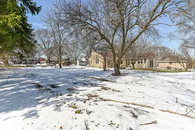 4230 S Packard Ave, Saint Francis, WI 53235 - Photo 47