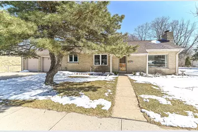 4230 S Packard Ave, Saint Francis, WI 53235 - Photo 45