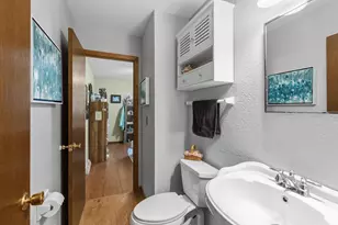 N166W20832 Parkway Dr, Jackson, WI 53037 - Photo 19