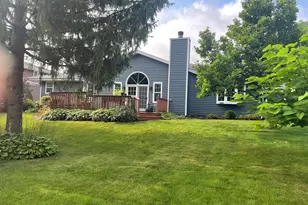 N166W20832 Parkway Dr, Jackson, WI 53037 - Photo 3