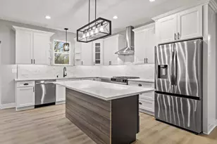 12212 Sheridan Rd, Pleasant Prairie, WI 53158 - Photo 5