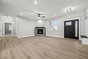 12212 Sheridan Rd, Pleasant Prairie, WI 53158 - Photo 3