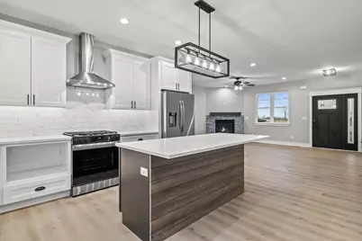 12212  Sheridan Rd, Pleasant Prairie, WI 53158 - Photo 7