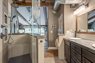 890 Windsor Dr, Fontana, WI 53125 - Photo 25