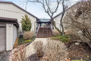 890 Windsor Dr, Fontana, WI 53125 - Photo 41