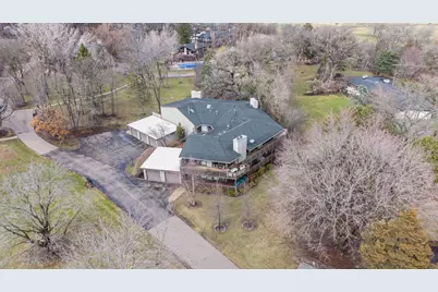 890  Windsor Dr #4, Fontana, WI 53125 - Photo 35