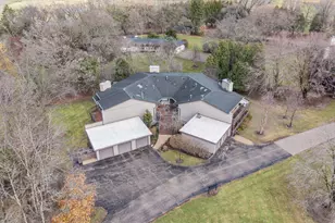 890 Windsor Dr, Fontana, WI 53125 - Photo 45