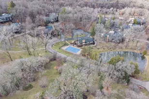 890 Windsor Dr, Fontana, WI 53125 - Photo 47