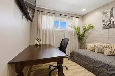 4931 W Norwich Ct, Milwaukee, WI 53220 - Photo 11