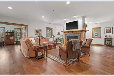 415 S Wells St #303, Lake Geneva, WI 53147 - Photo 5