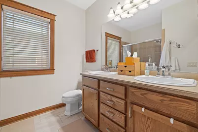 415 S Wells St #303, Lake Geneva, WI 53147 - Photo 21