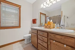 415 S Wells St, Lake Geneva, WI 53147 - Photo 21