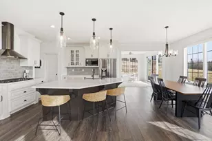 N87W25037 Bay Ct, Lisbon, WI 53089 - Photo 7