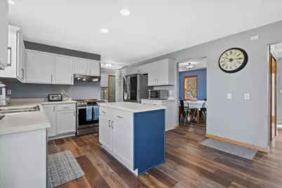 504  Fairview Cir, Racine, WI 53185 - Photo 3