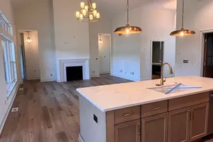 N51W18847 Quietwood Dr, Menomonee Falls, WI 53051 - Photo 5