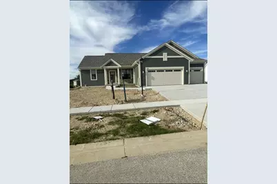 2736  Oakmont Dr, East Troy, WI 53120 - Photo 5