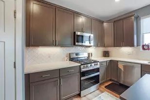 1390 Foxwood Pass, Oconomowoc, WI 53066 - Photo 13