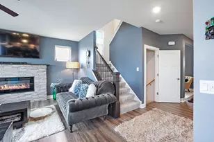 1390 Foxwood Pass, Oconomowoc, WI 53066 - Photo 19